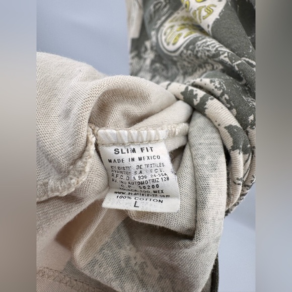 Vintage 2005 The Beatles Sgt Peppers Lonely Hearts Club Band Large T-Shirt *Read - Picture 5 of 9